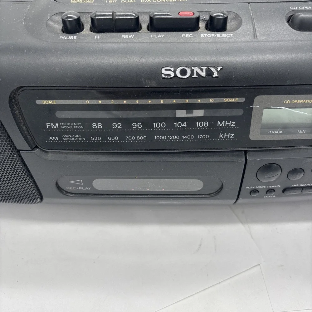 Sony CFD-10 CD  Player am fm radio boombox  Tape Needs Repair . Cd& Radio Work.